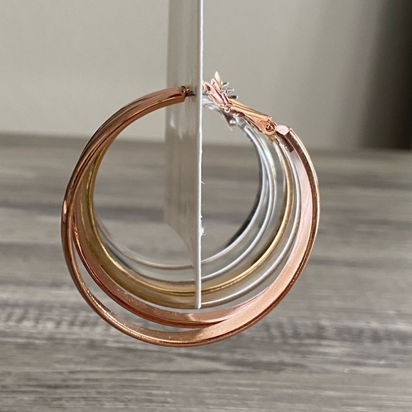 Hoop earring set - Picture 4 of 7